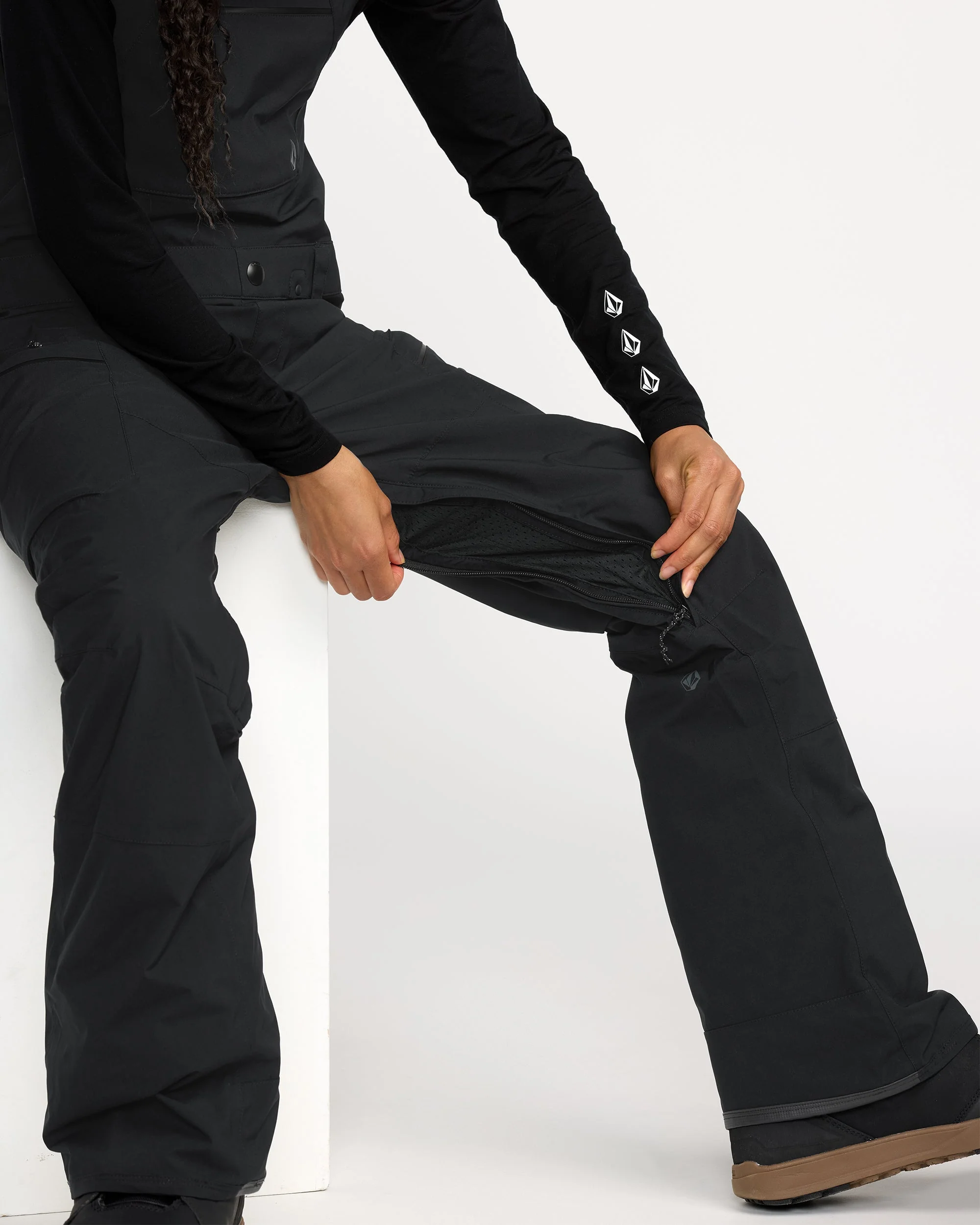 Ash Stretch Gore-Tex Latzhose - Black - Image 8