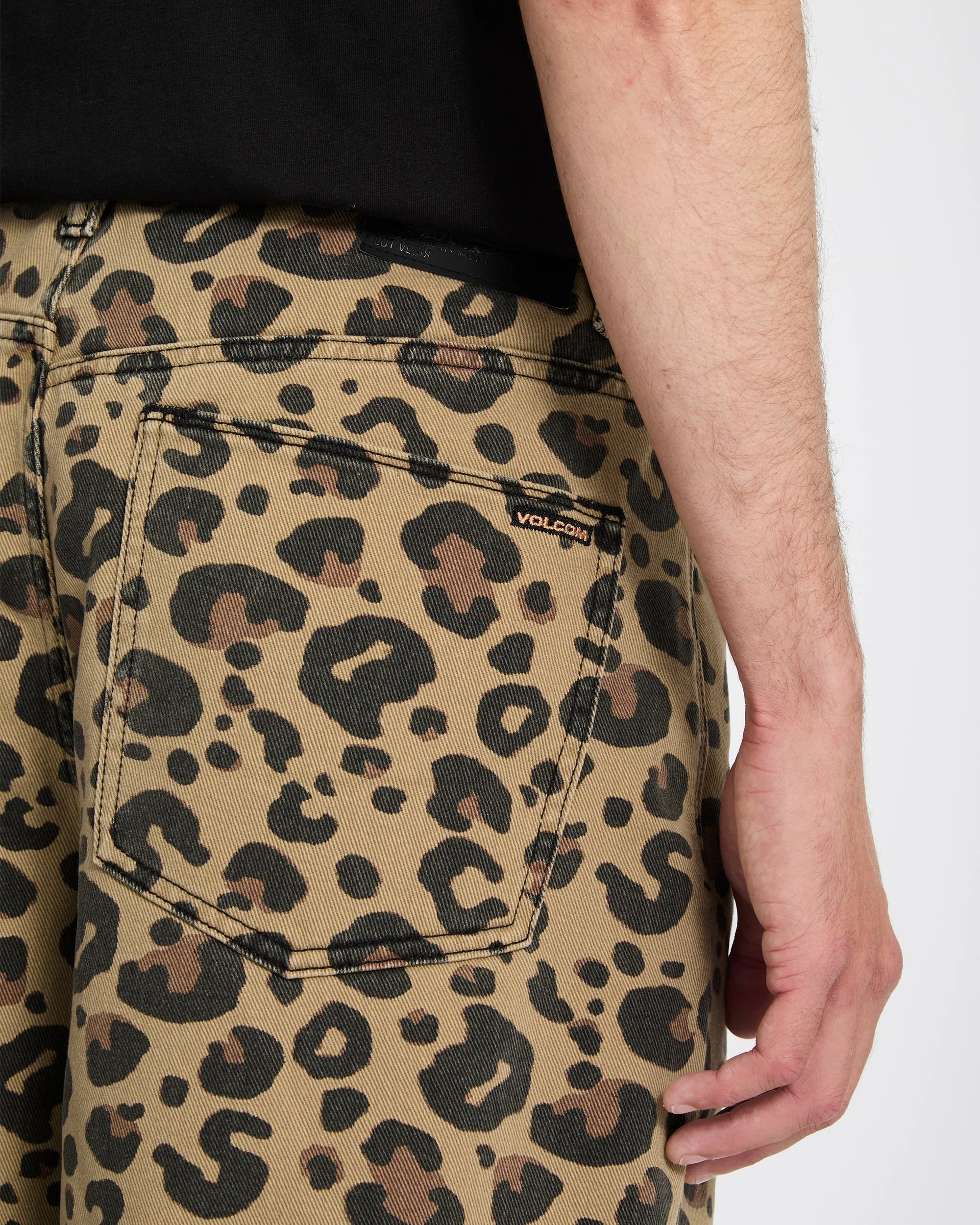 Chillow 24" Jeansshorts - Cheetah - Image 7