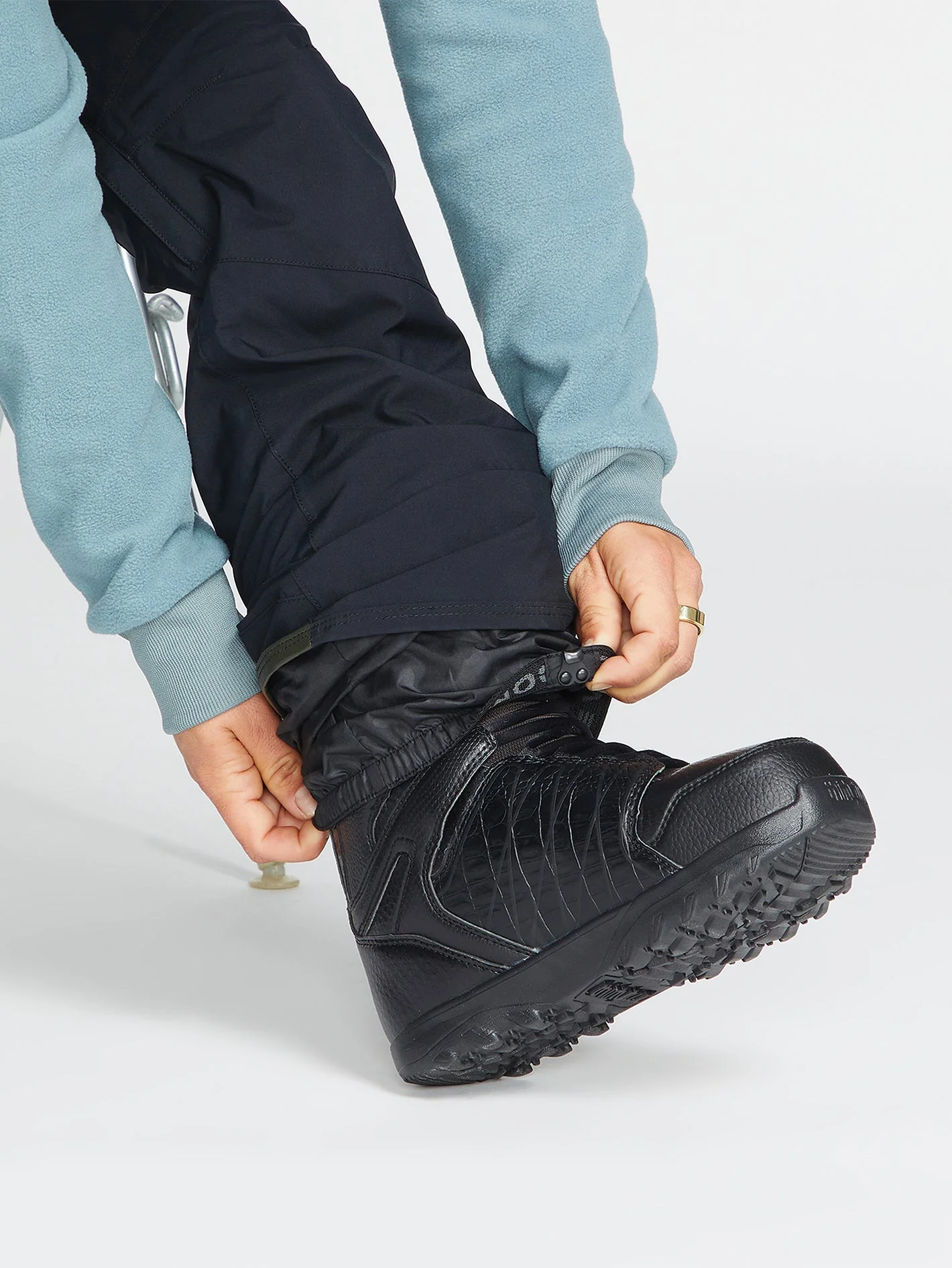 Elm Stretch Gore-Tex Bib Overall - Black - Image 7