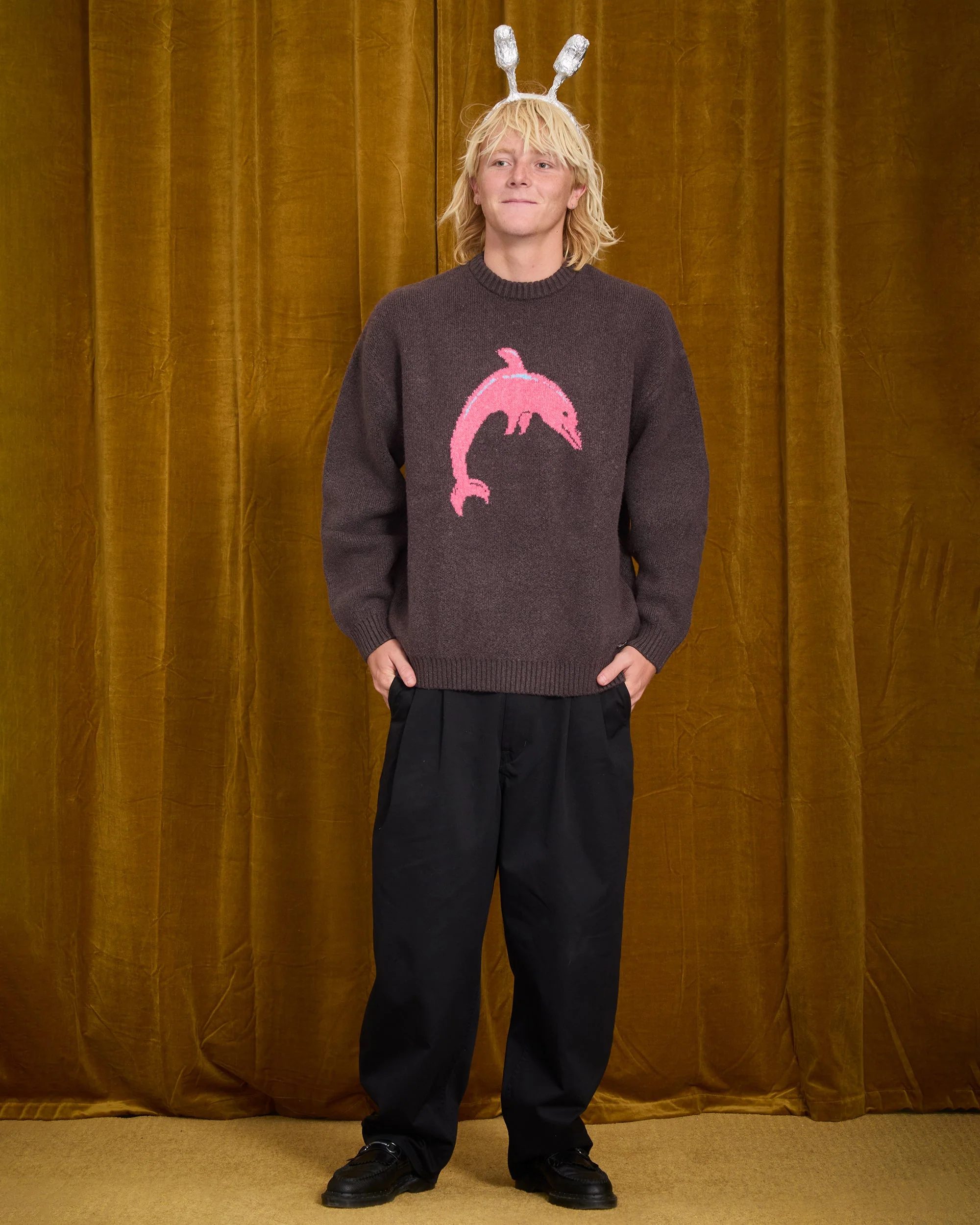Ozzy Dolphin Pullover - Raisin - Image 5