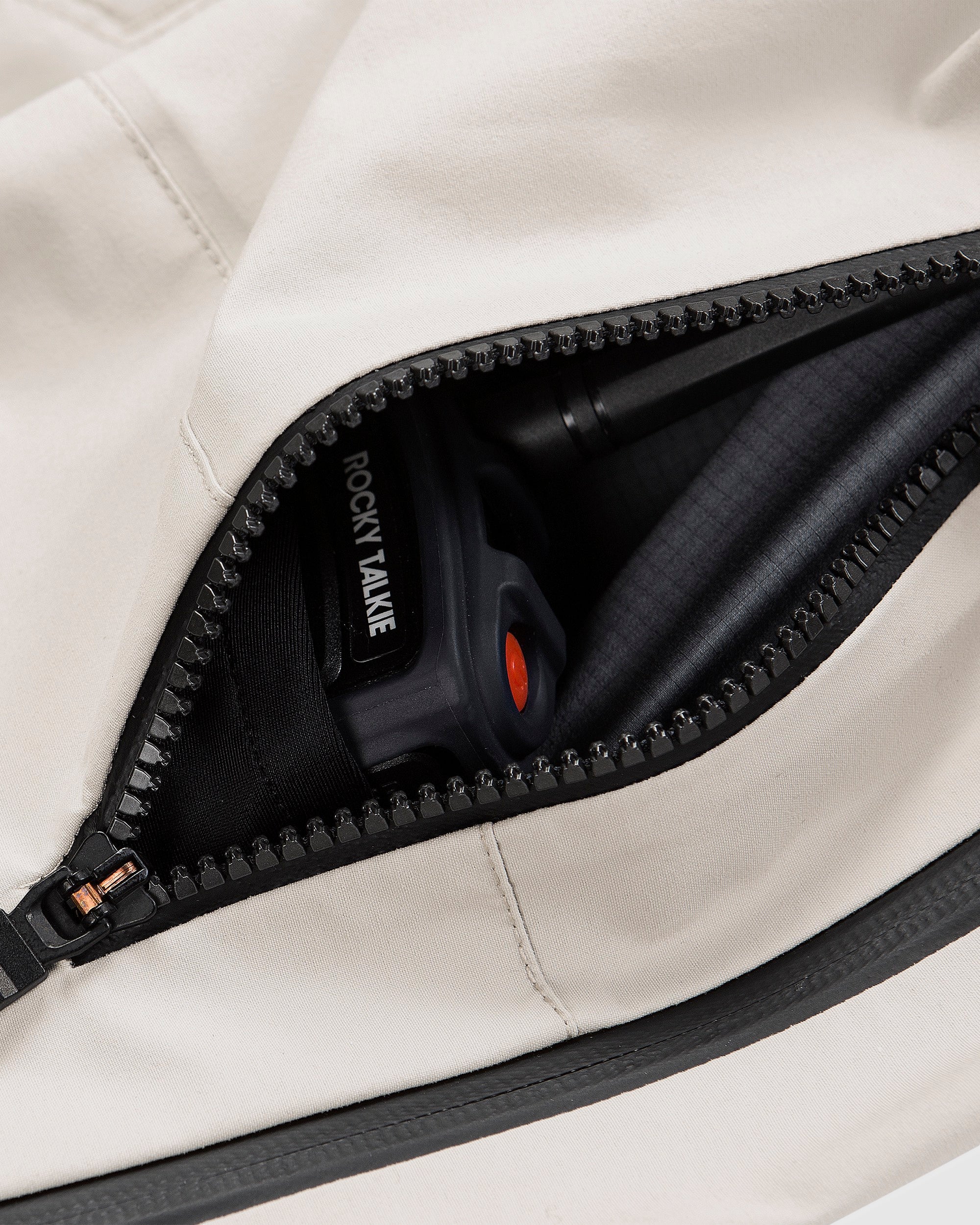 Guide Gore-Tex Hose - Stone - Image 4