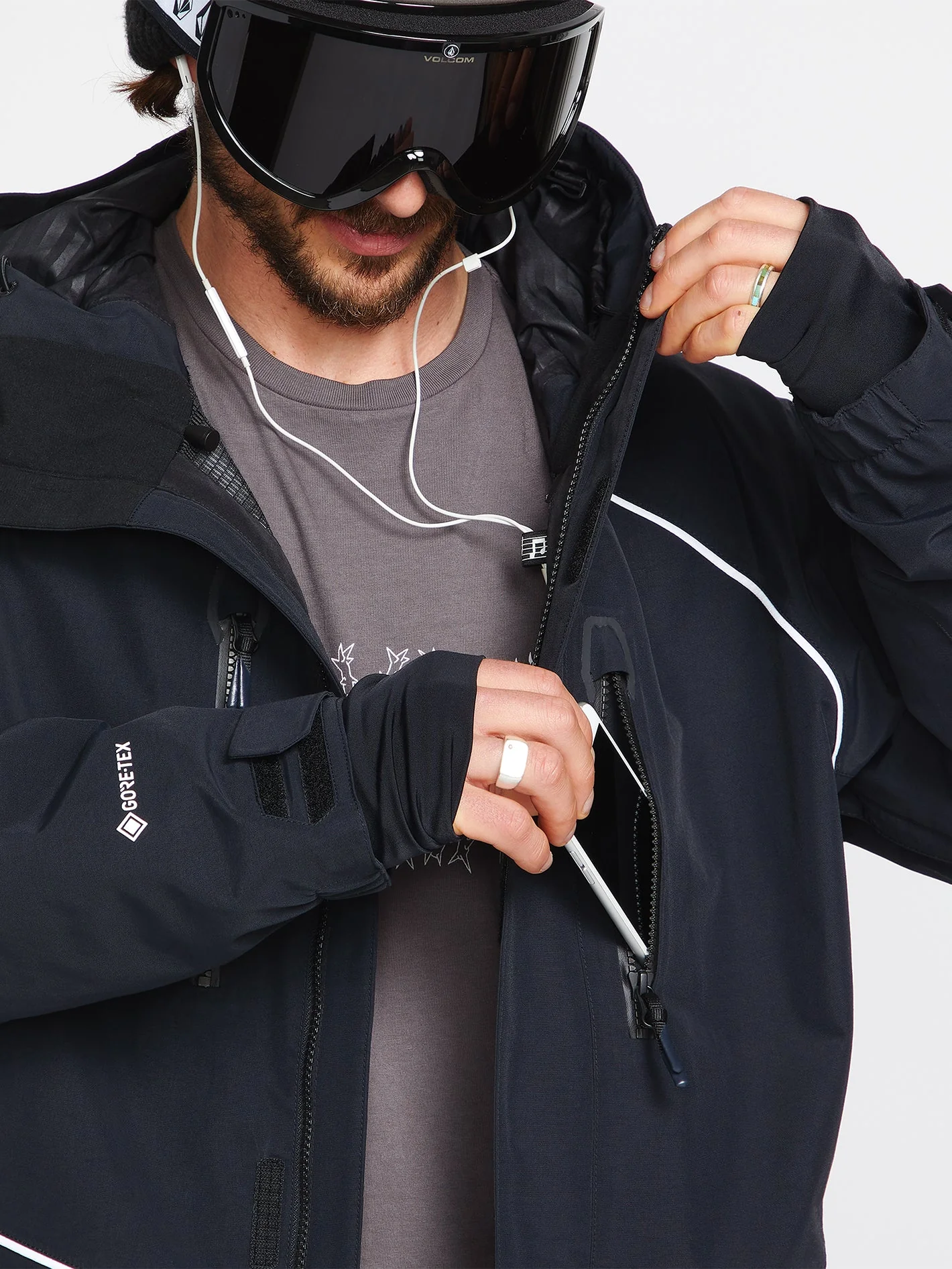 Tds 2L Gore-Tex Jacket - Black - Image 13