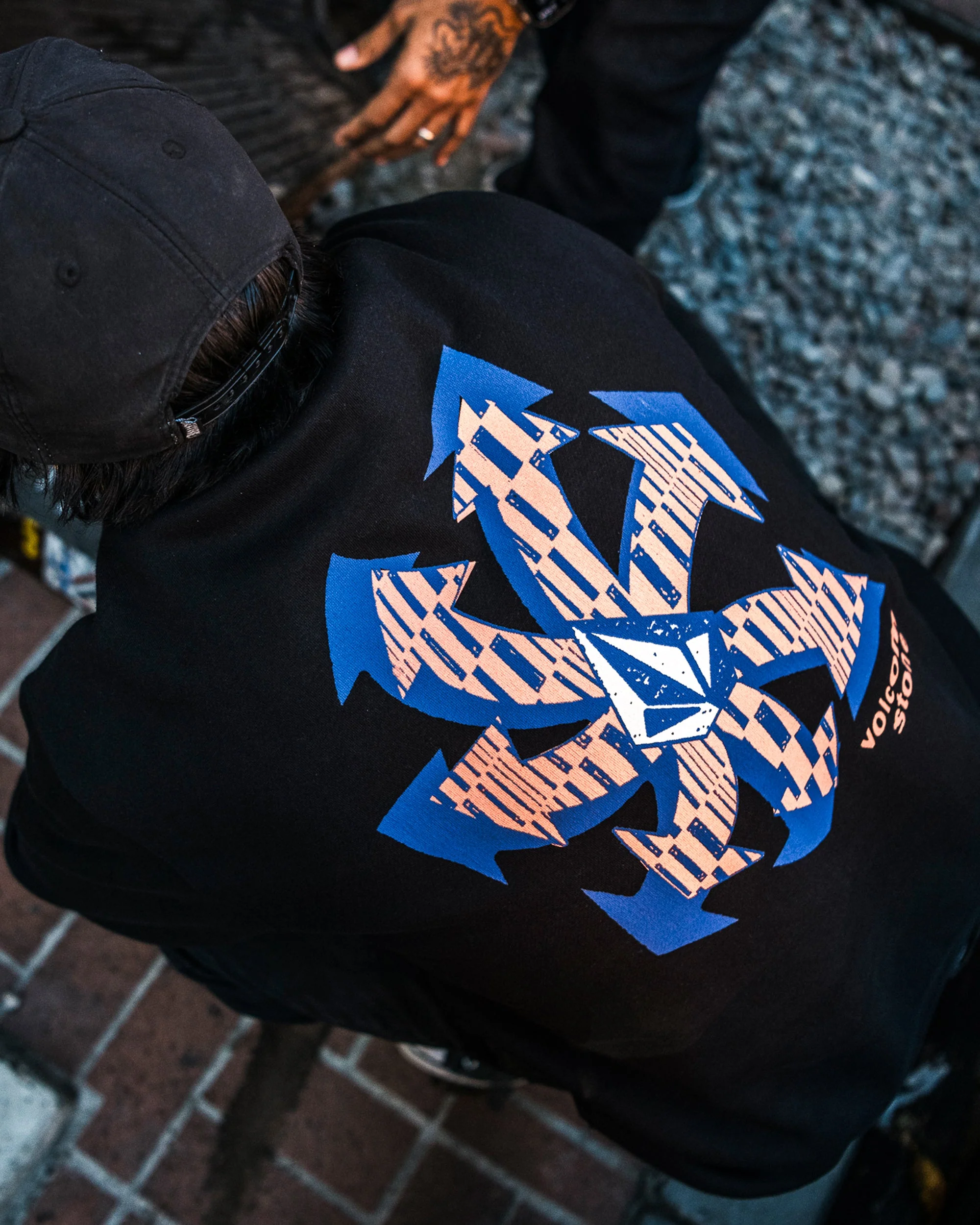 Watanite Pullover - BLACK - Image 4